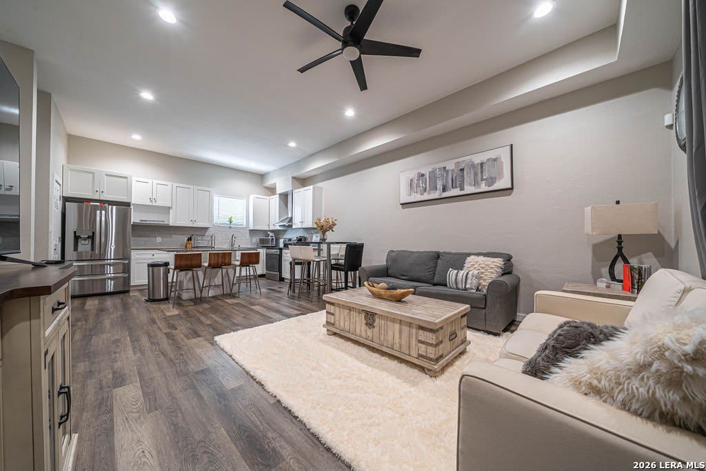 2406 MARTIN LUTHER KING DR – photo 2