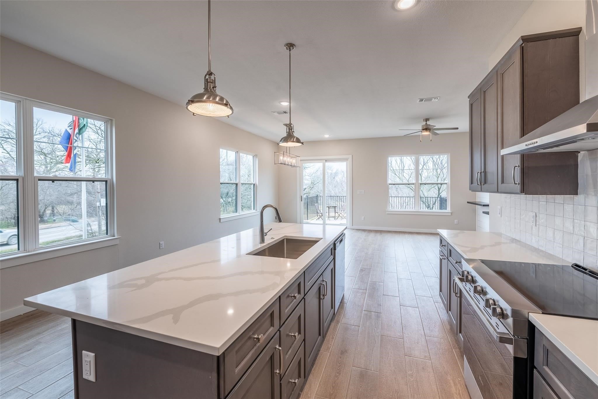 110 Clark Lane – photo 5