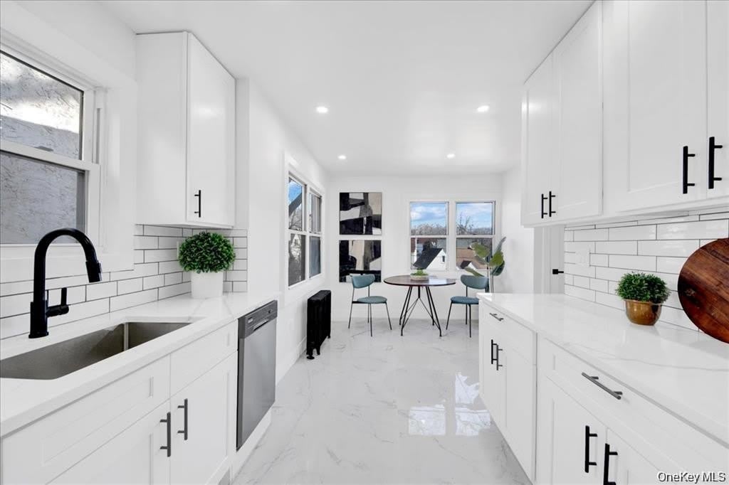 20 Mersereau Avenue – photo 2