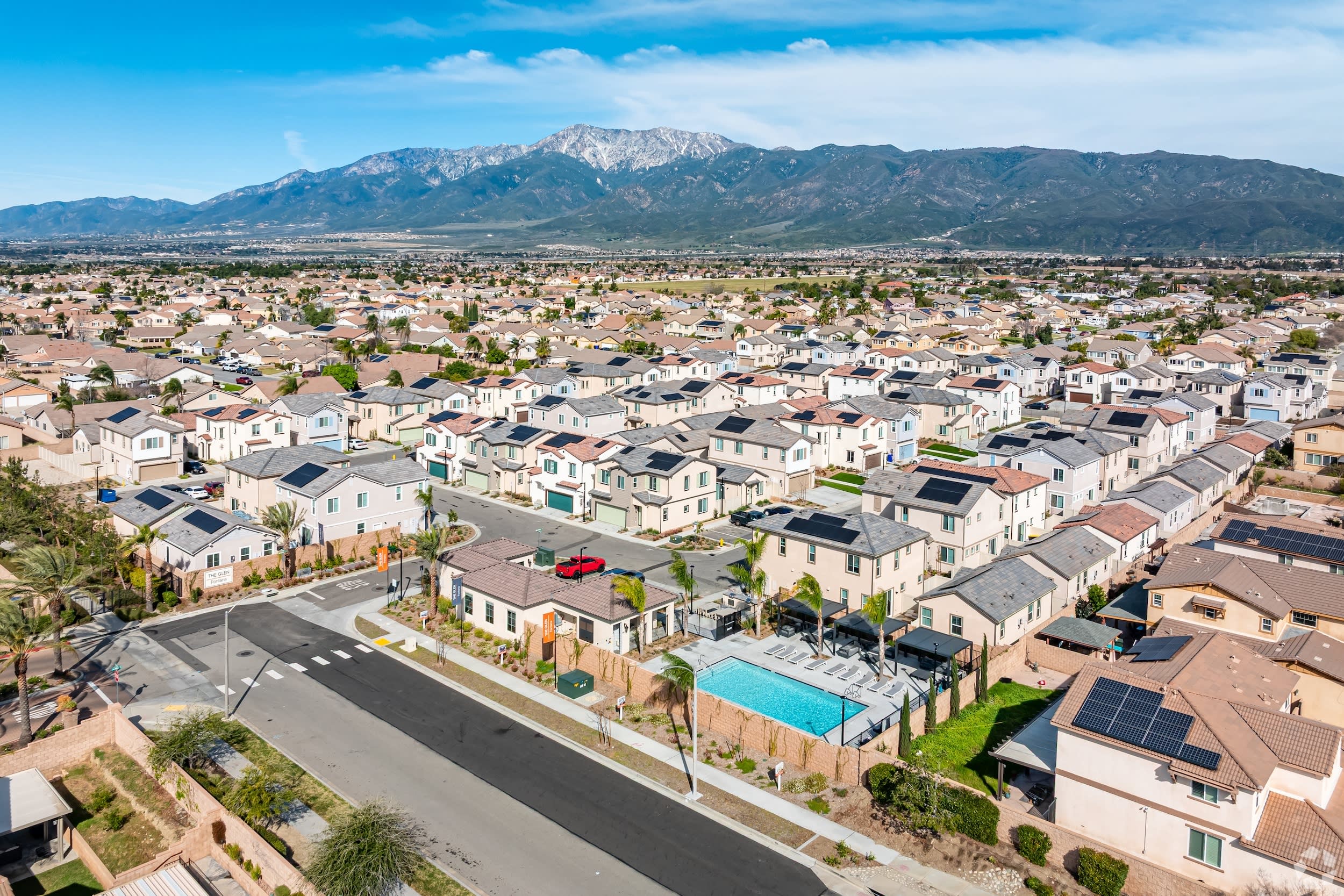 Hard To Find Premium Corner Lot Walnut Village North – photo 4