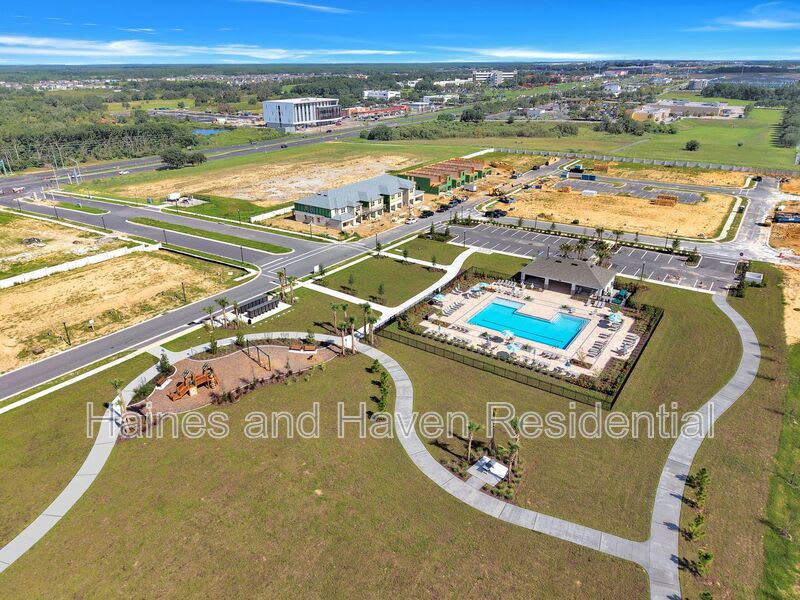 4292 Chester Springs Blvd – photo 2