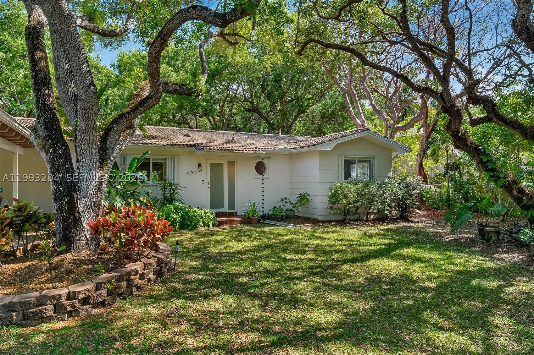 6767 SW 154th St – photo 3