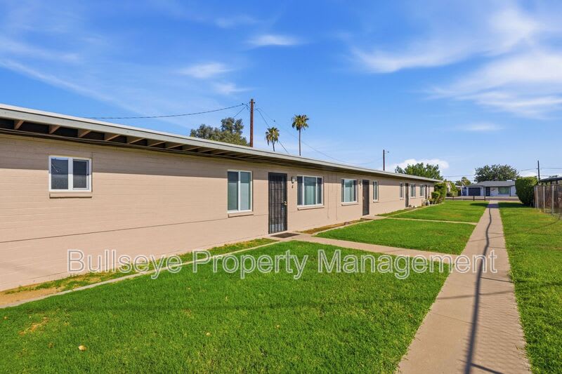 1921 E Osborn Rd – photo 2