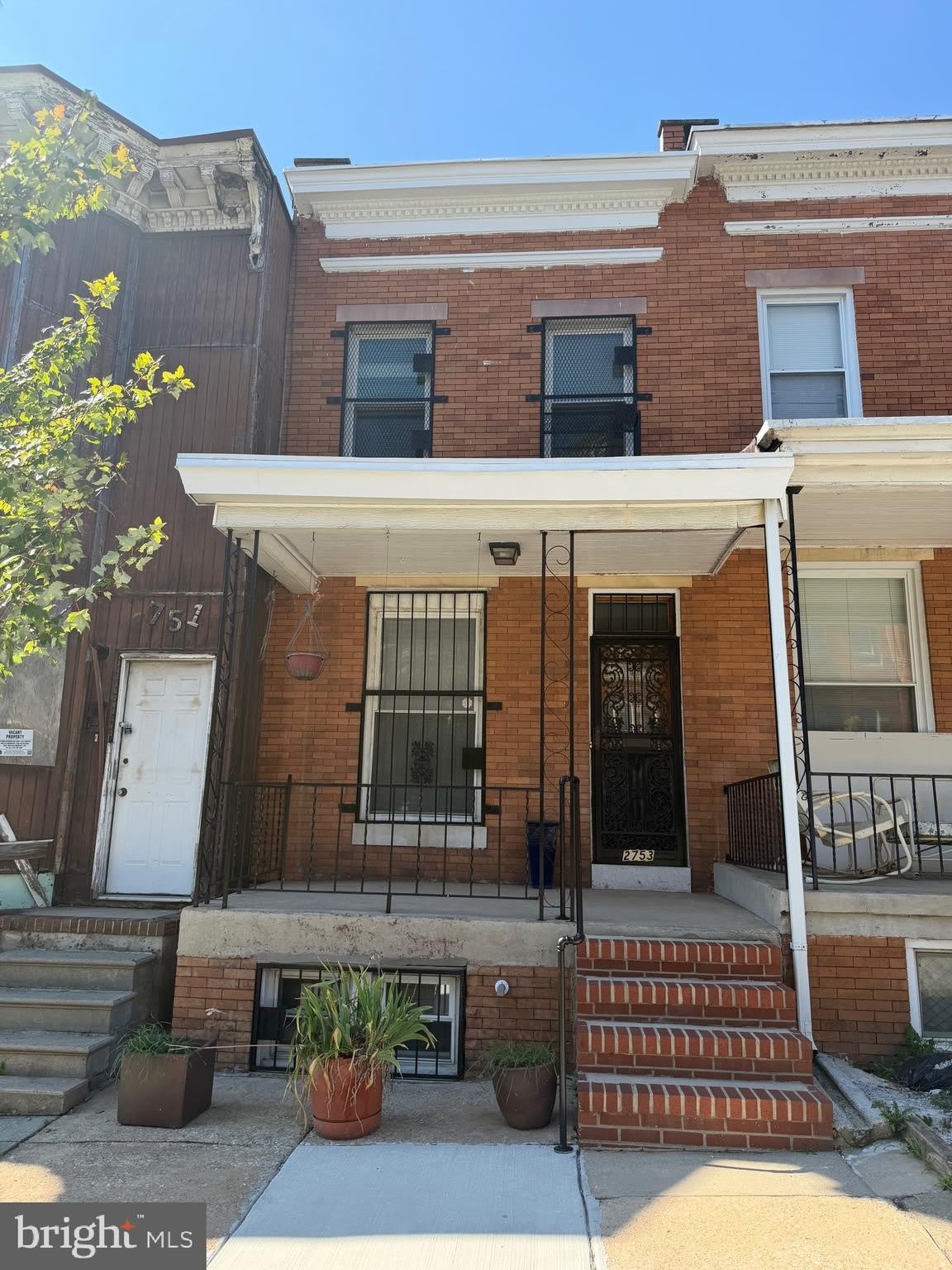 2753 RAYNER Avenue – photo 1