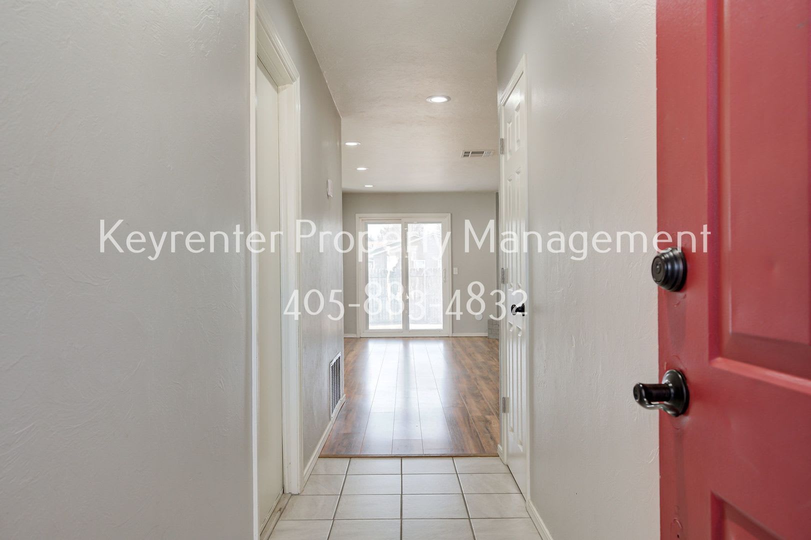 250 Move In Special 3 Bed 2 Bath Home Near Uco And Hafer Park 250 Move In Special – photo 5