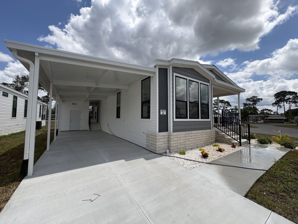 19477 Bermuda Court – photo 2