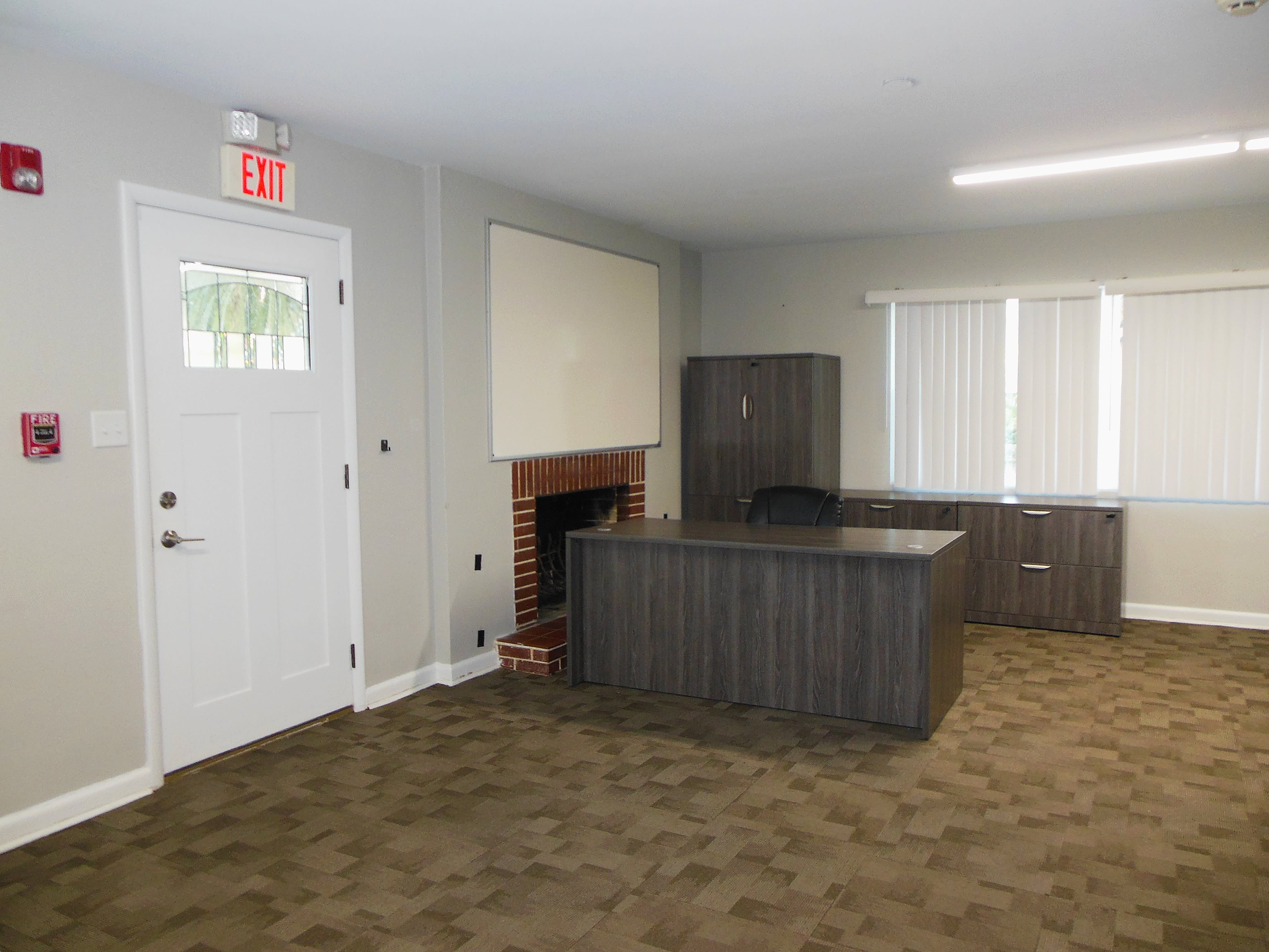 500 S Dexter Ave – photo 3