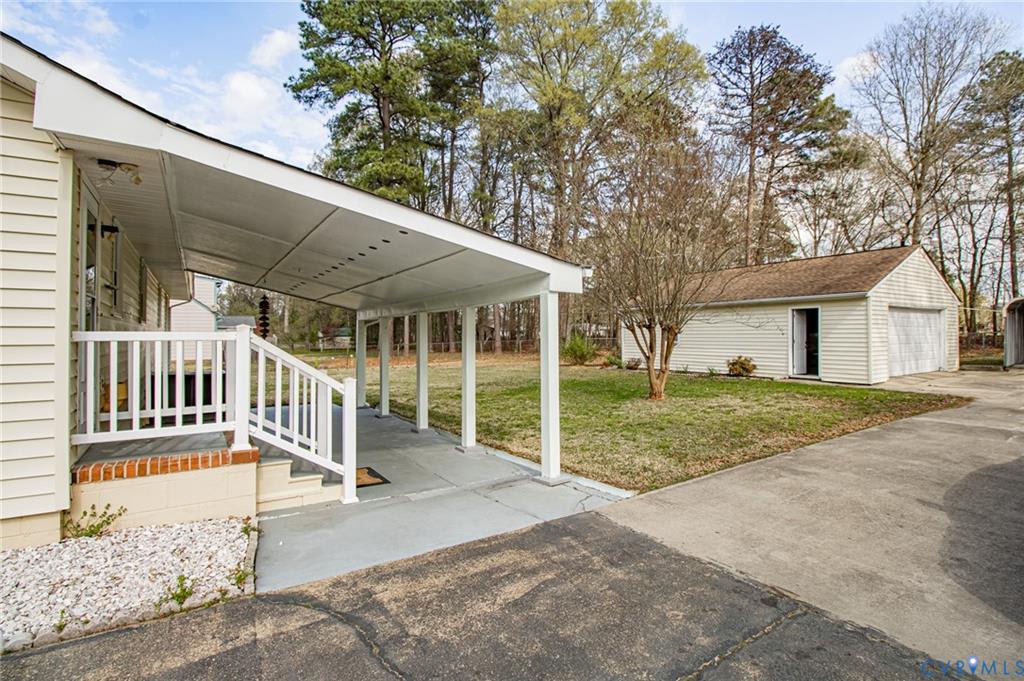 1015 Smithfield Avenue – photo 2