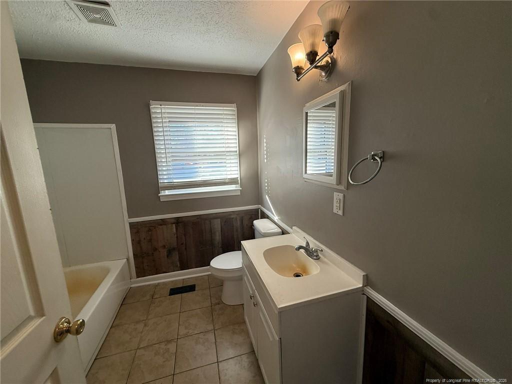 2223 Carbine Street – photo 5