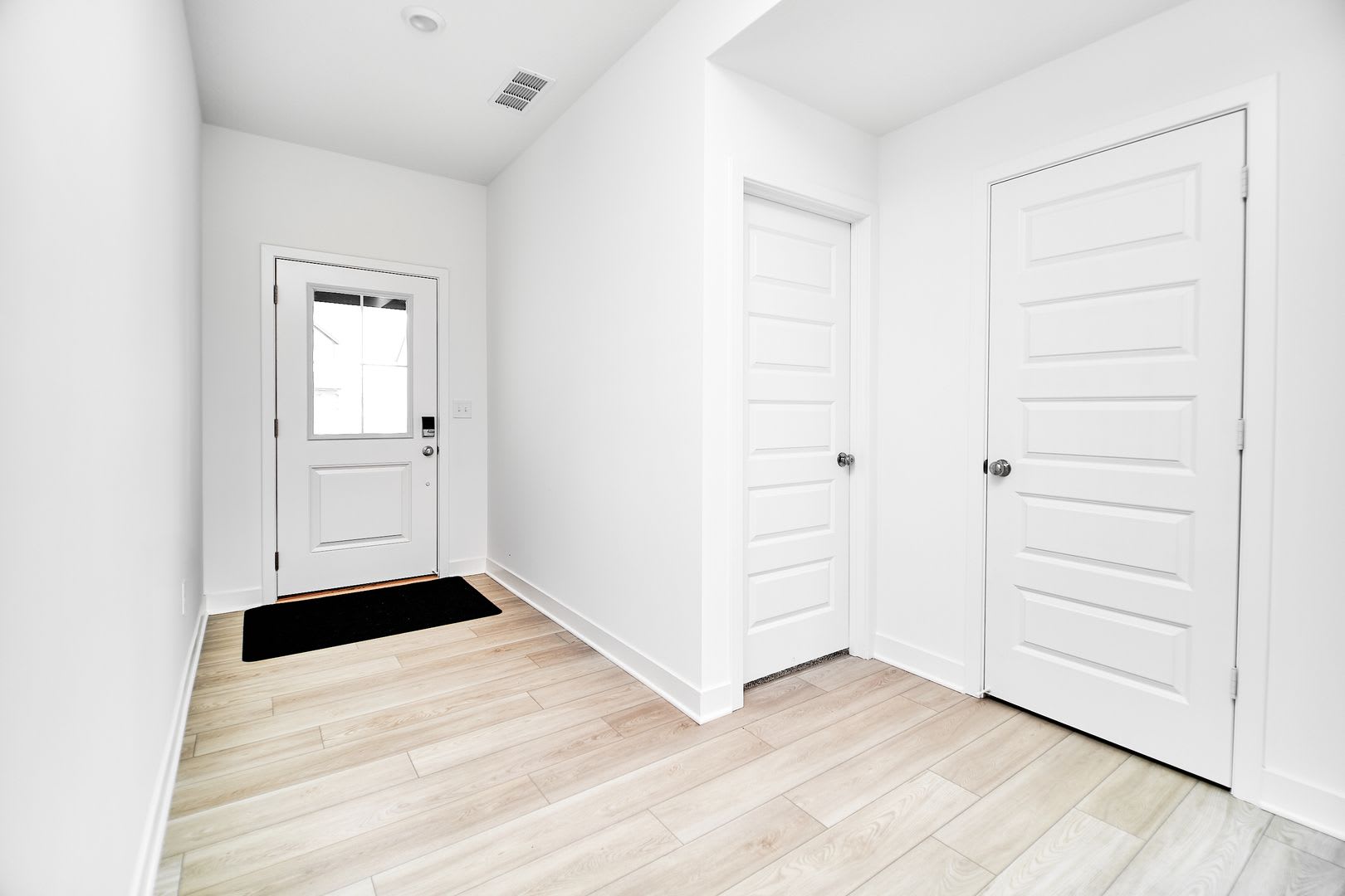 Brand New 5Bd 3Ba Lennar Hampshire Floor Plan In Fortville – photo 5