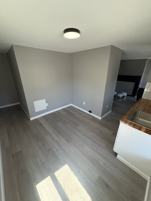 662 Second Avenue Apt 4 – photo 5
