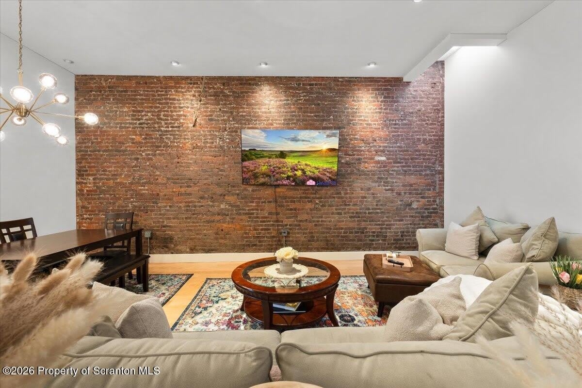 509 Bogart Place – photo 4