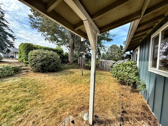 2695 McKinley Place Southeast – photo 2