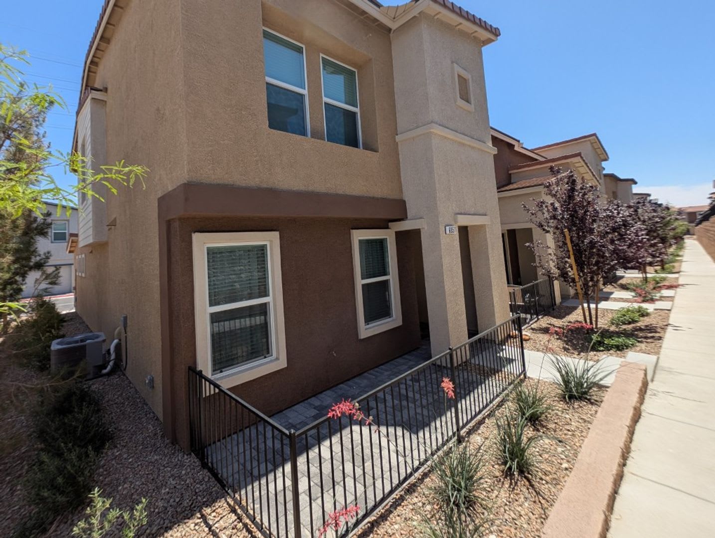 6957 STAFFORD HILL ST – photo 1