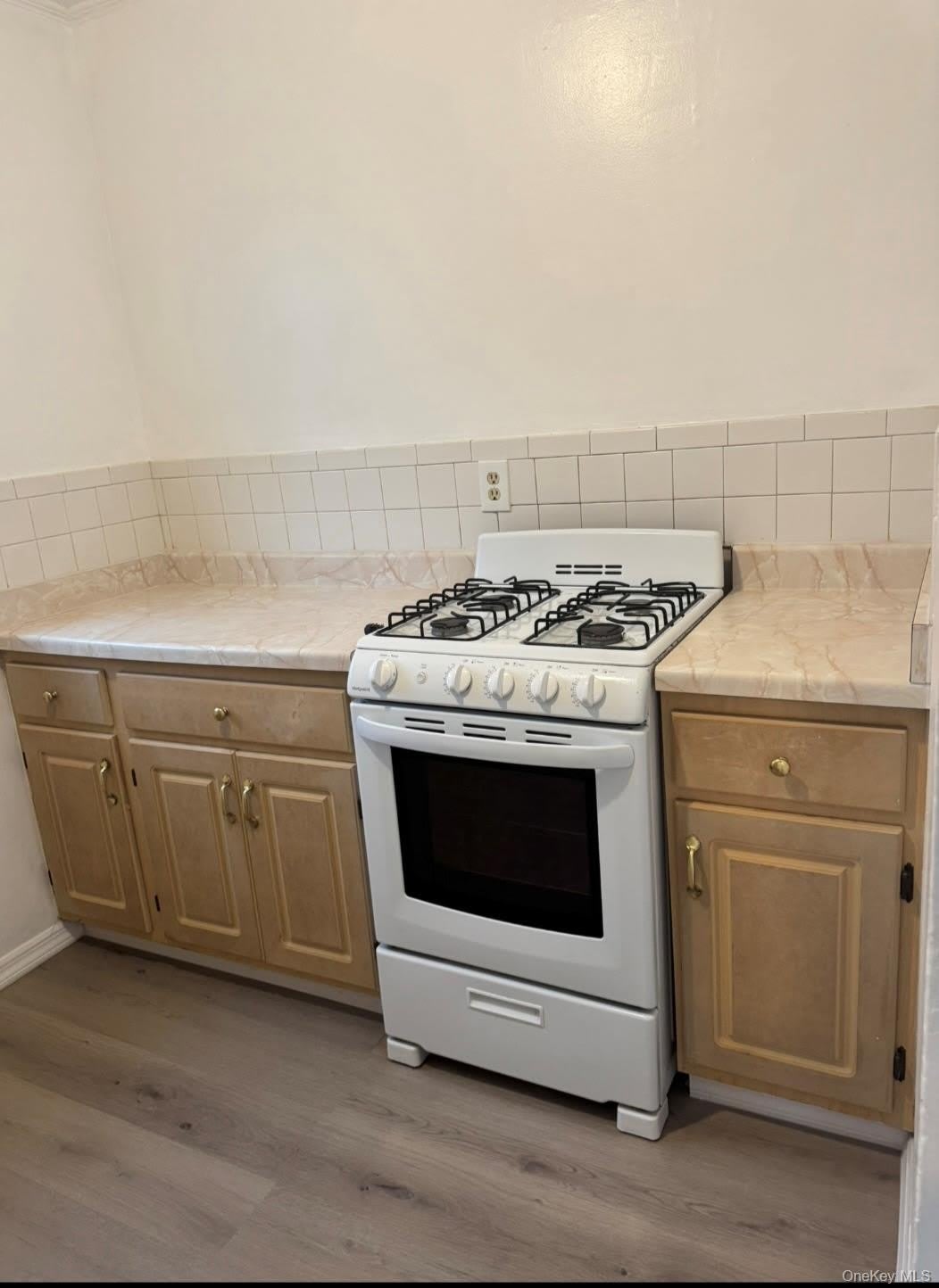 120-33 200th Street – photo 4