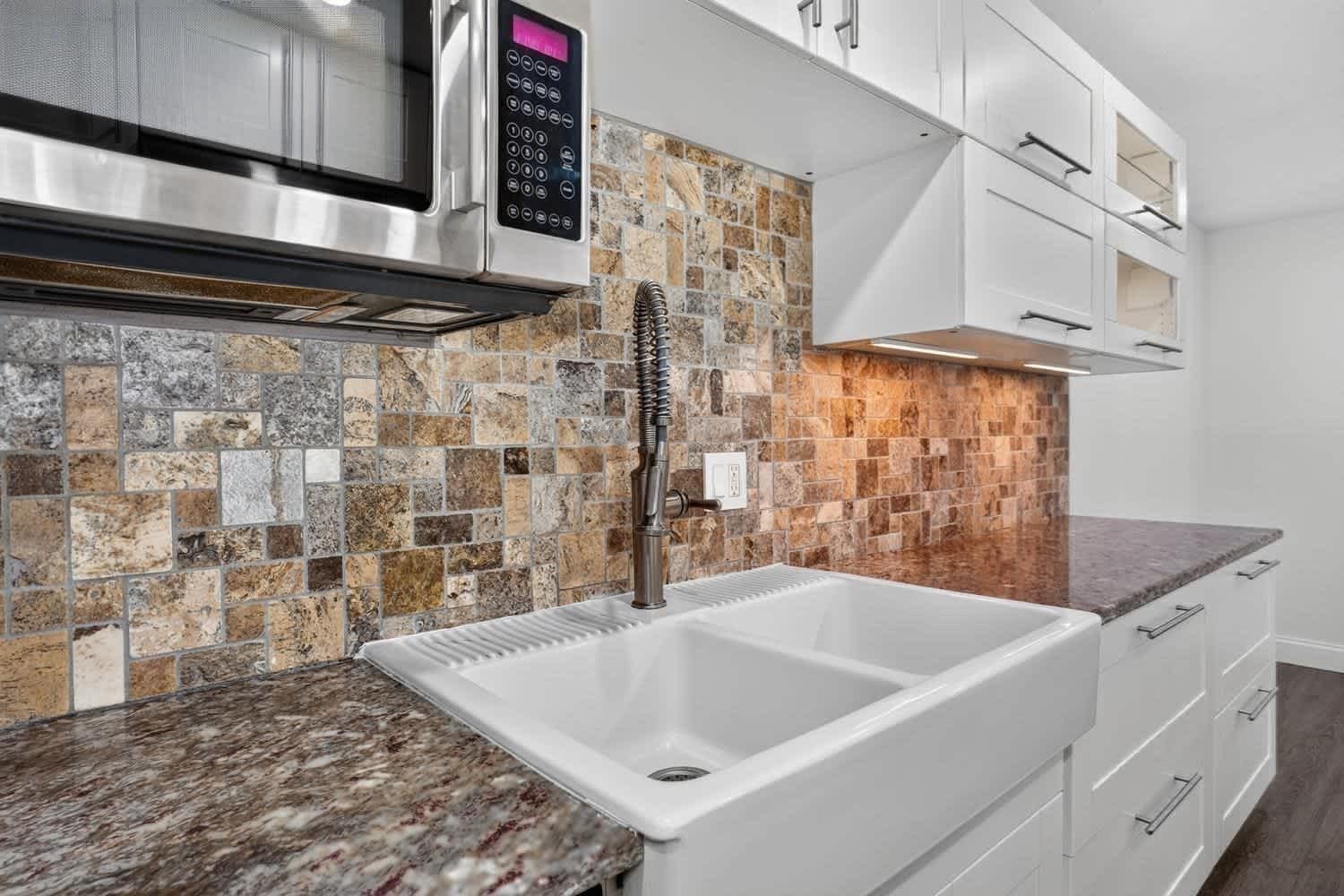20 Walden Dr – photo 4