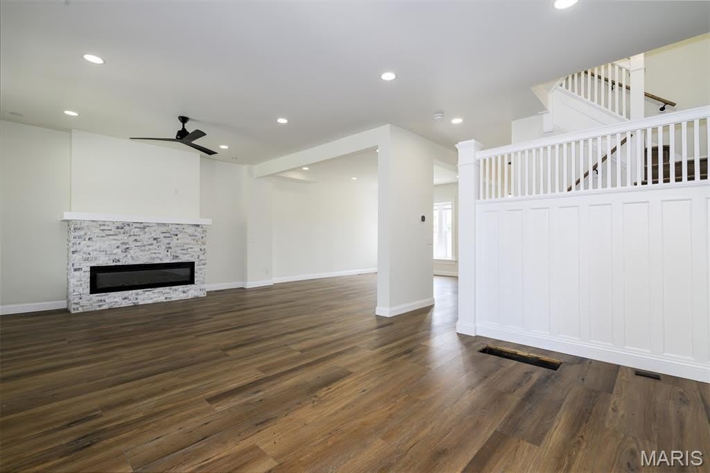 5750 Waterman Boulevard – photo 3