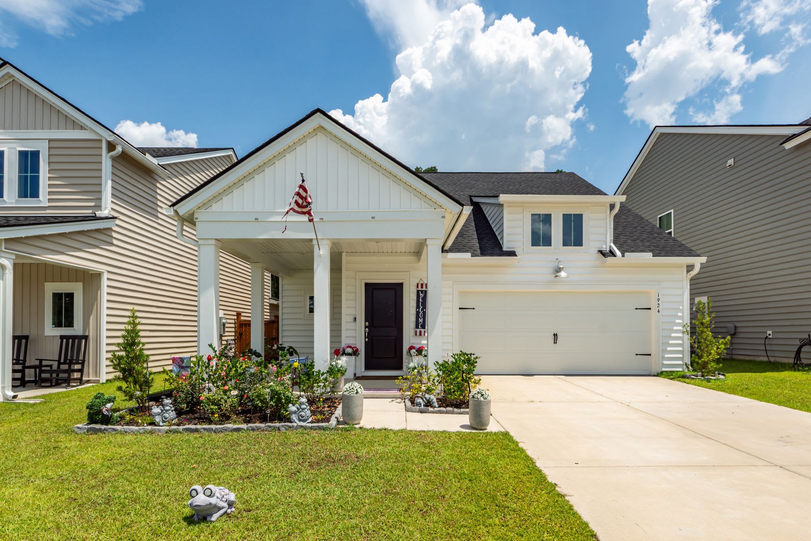 3 Bedroom, 2 Bathroom Home in Sweetgrass – photo 1