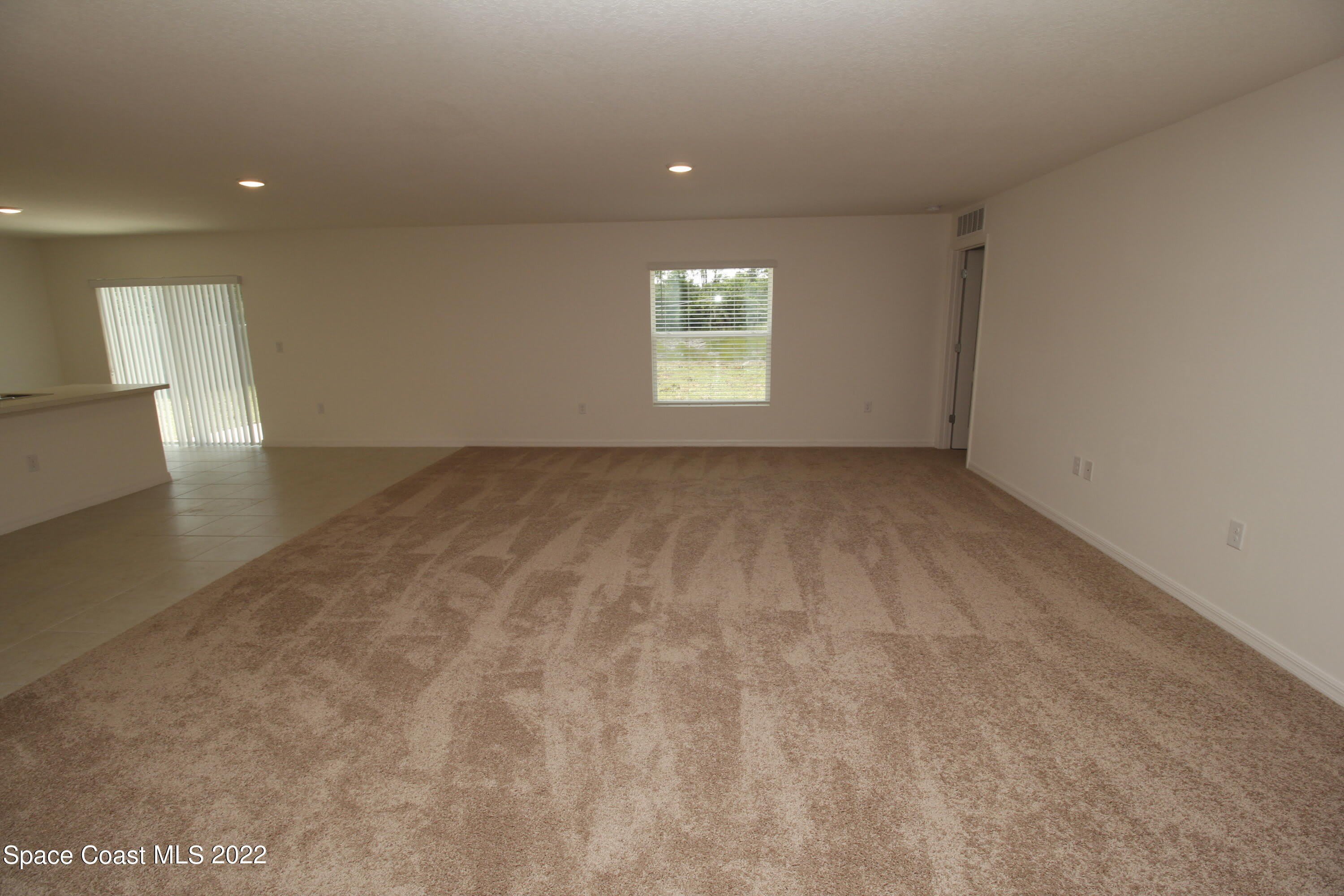 1450 Traverse Street SE – photo 5