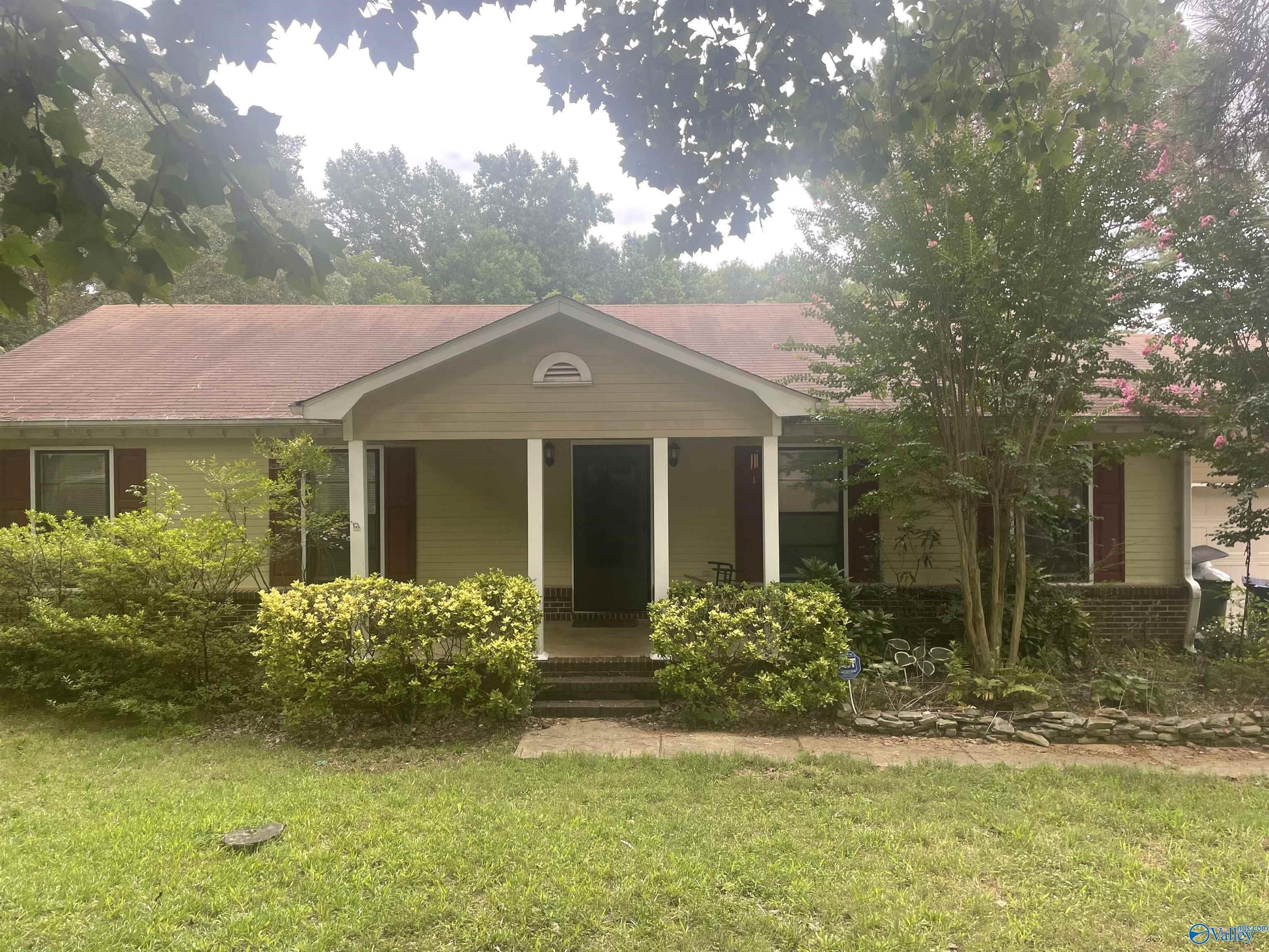 792 Seina Vista Drive – photo 1