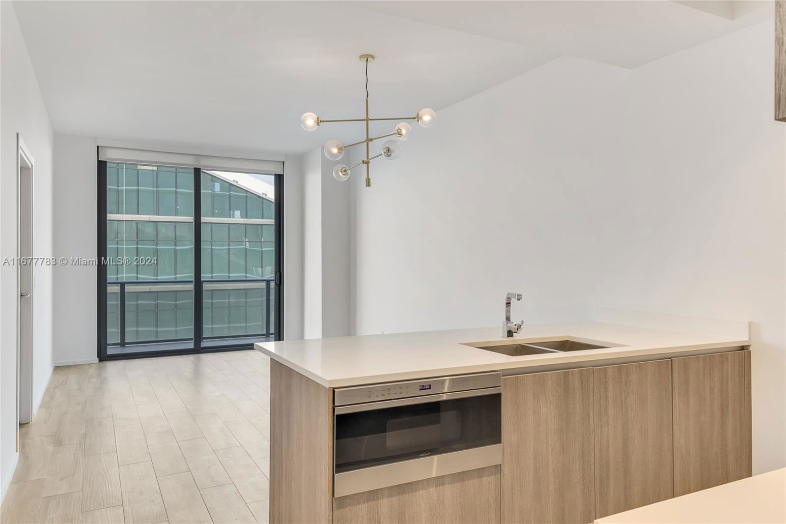 801 South Miami Avenue – photo 4