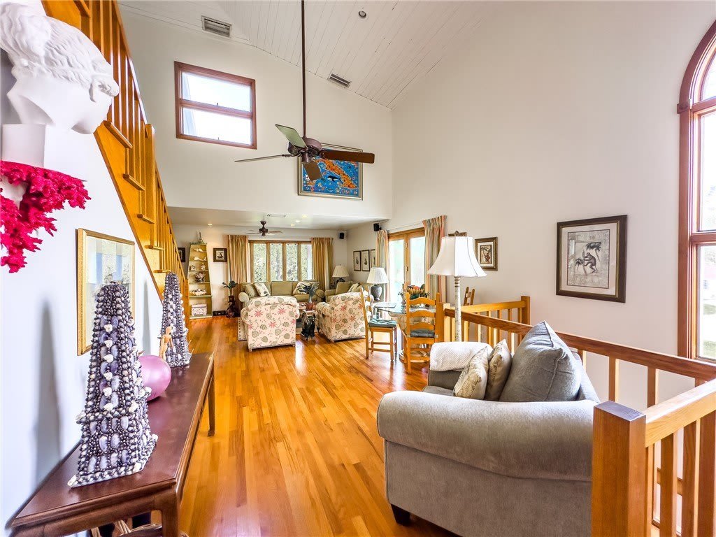 725 Conn Way – photo 3
