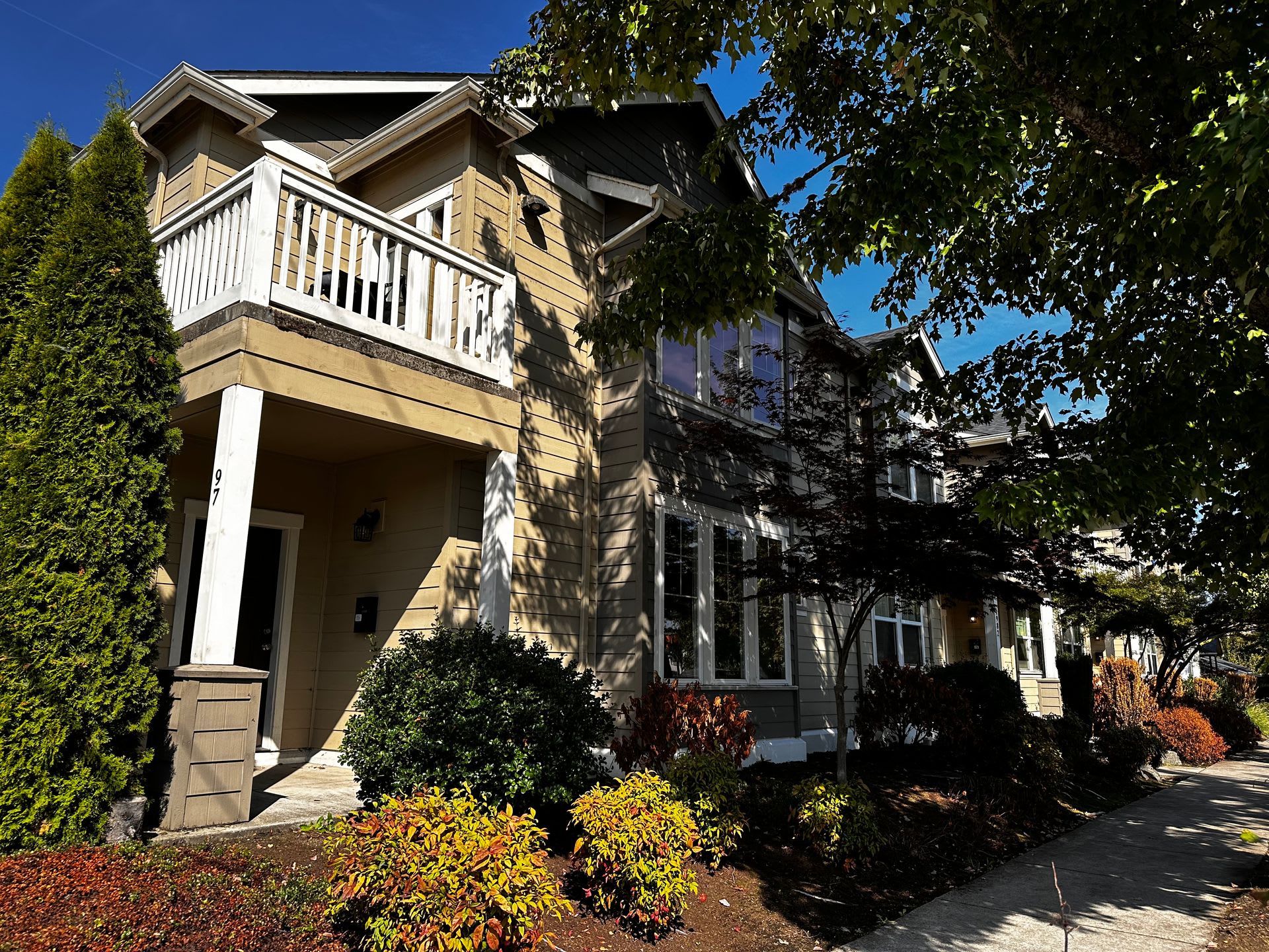 (MUS 82) A Beautiful 3-Bedroom, 2-Bath Town Home Awaits! – photo 3