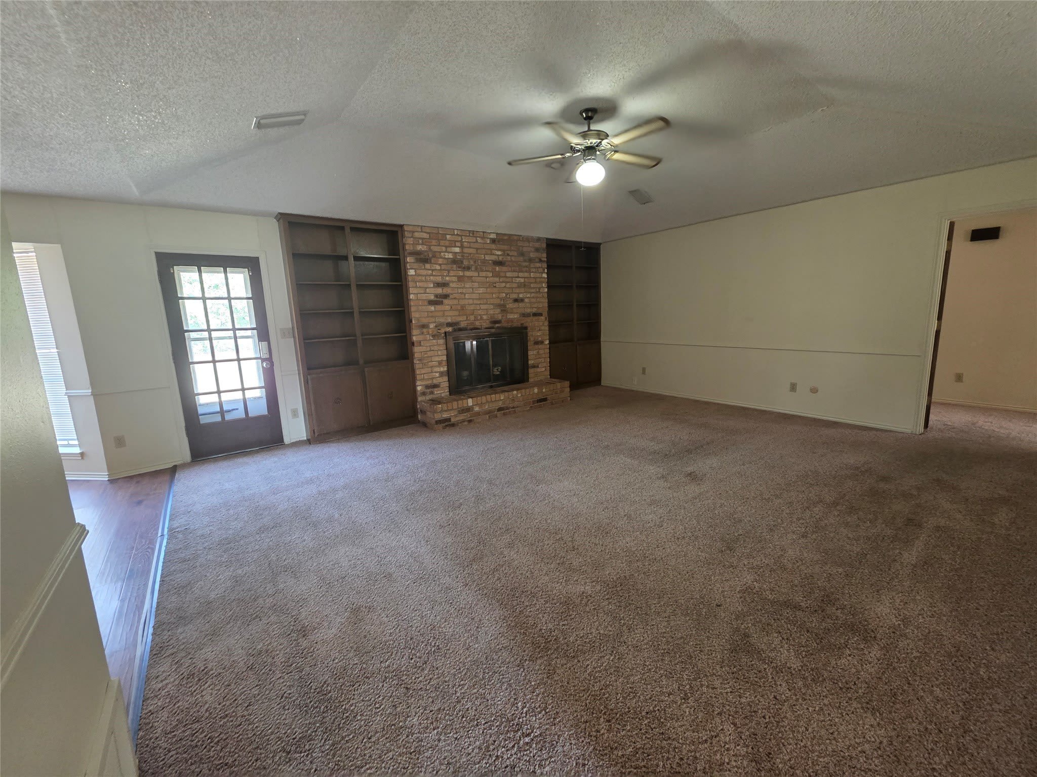 107 Bluebonnet Trail – photo 2