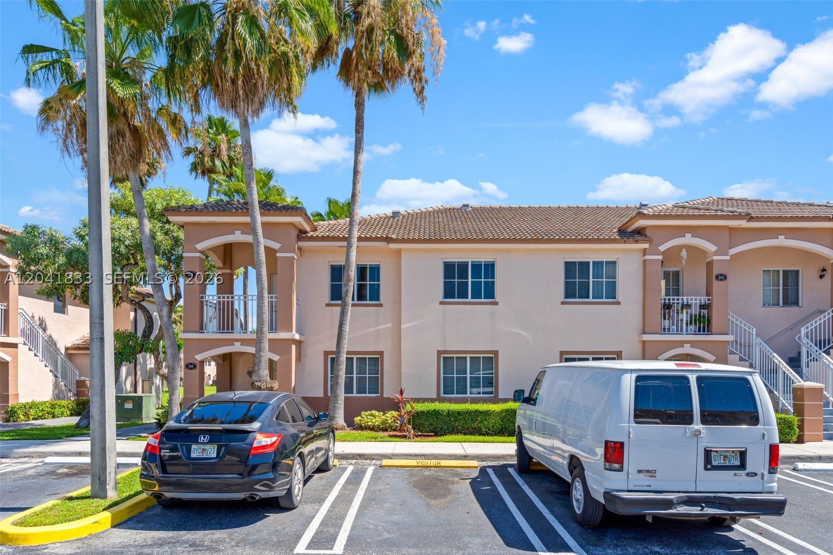 1261 SE 27th St – photo 2