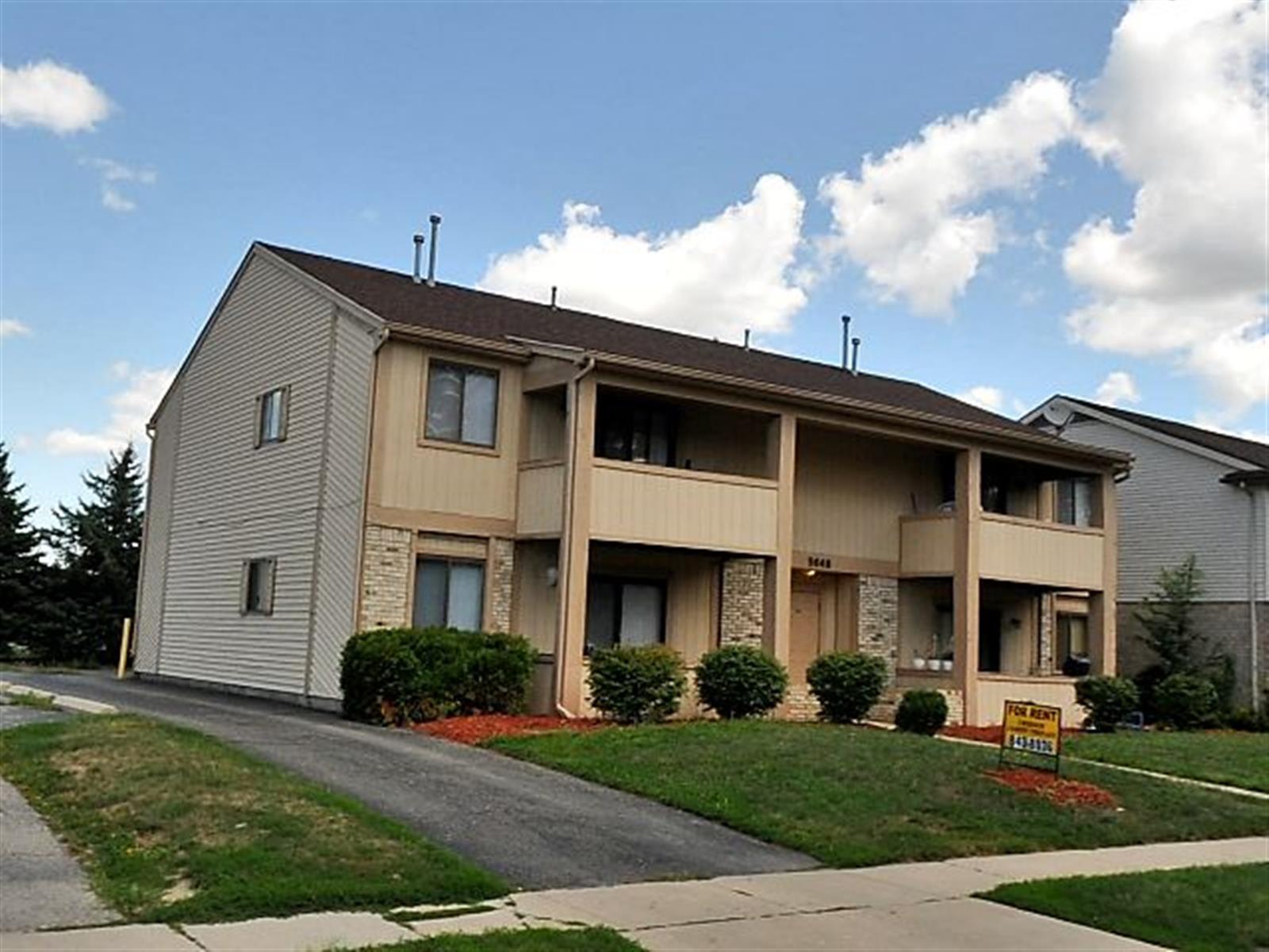 5648 Ryewyck Drive – photo 1