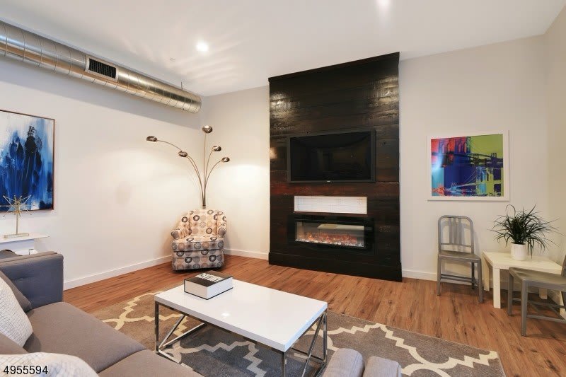 8 Personette St Unit 3 – photo 3