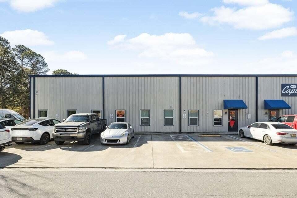 605 N County Highway 393 – photo 3