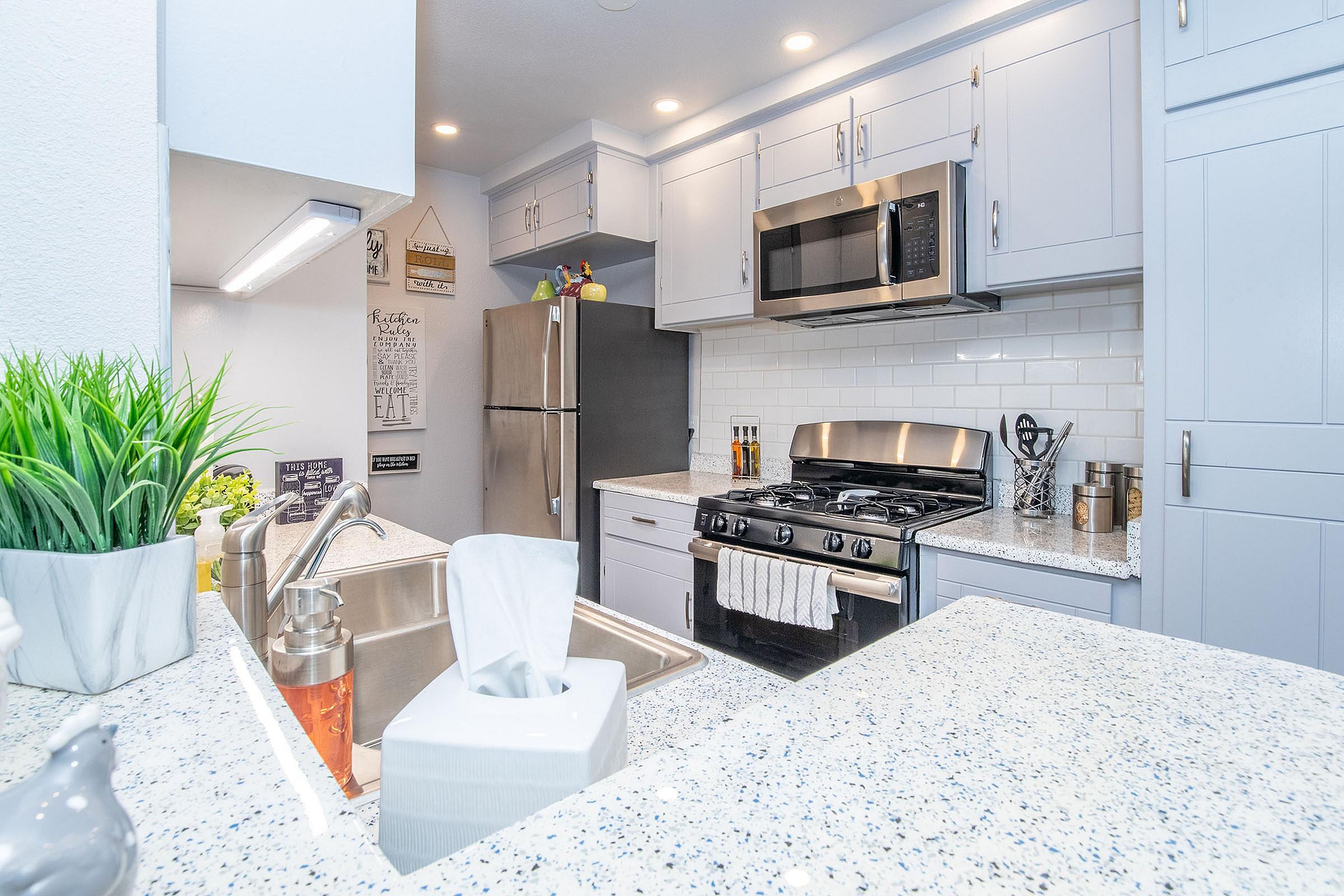 Agave Ridge Apartments – photo 4