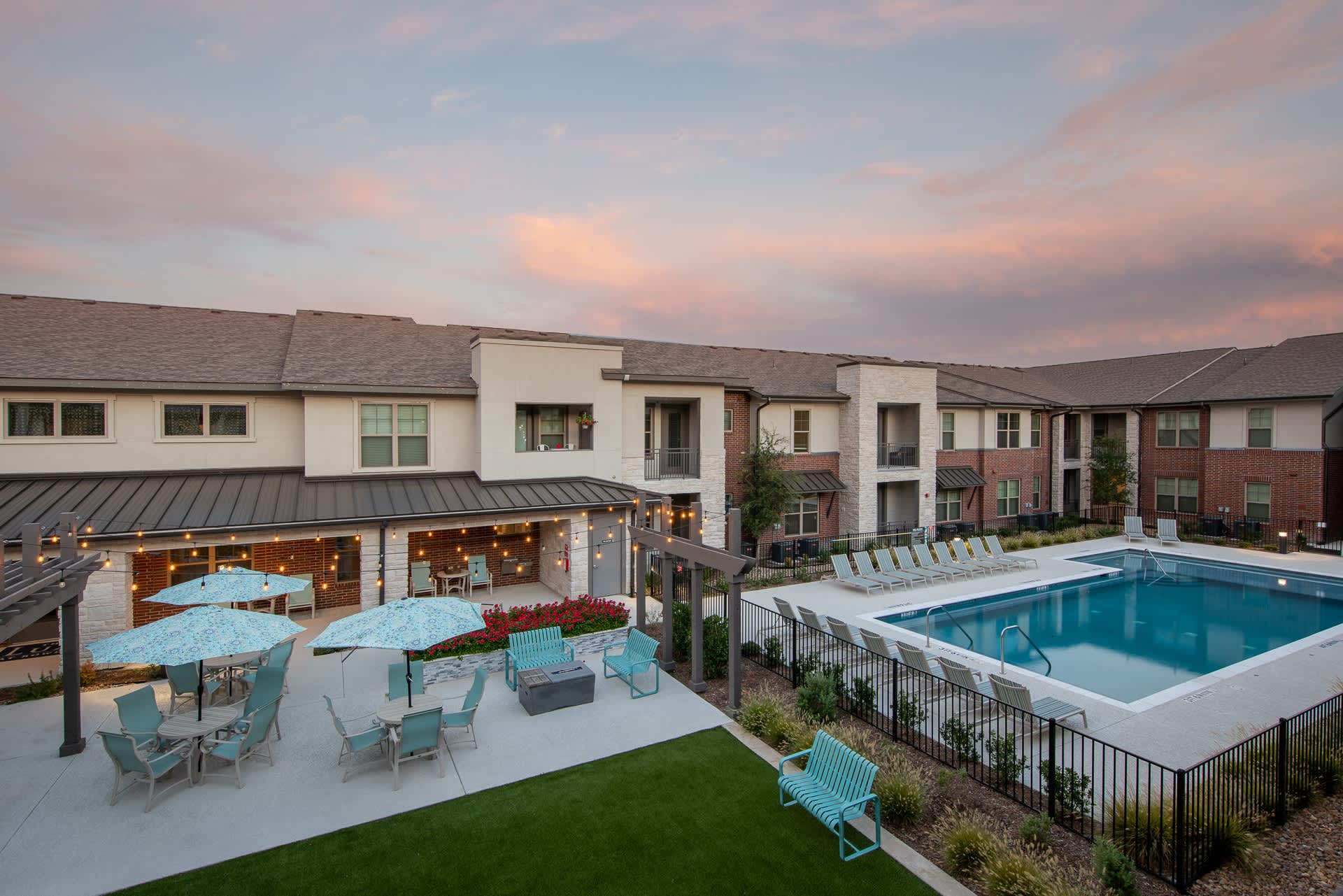Luxe at Rowlett – photo 1