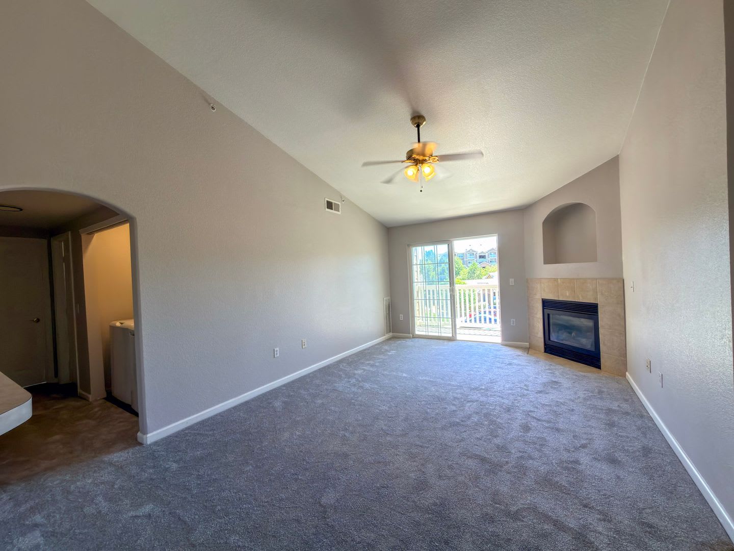Top-Floor Condo with Vaulted Ceilings, Mountain Views & Garage in Cherry Creek Schools – photo 4
