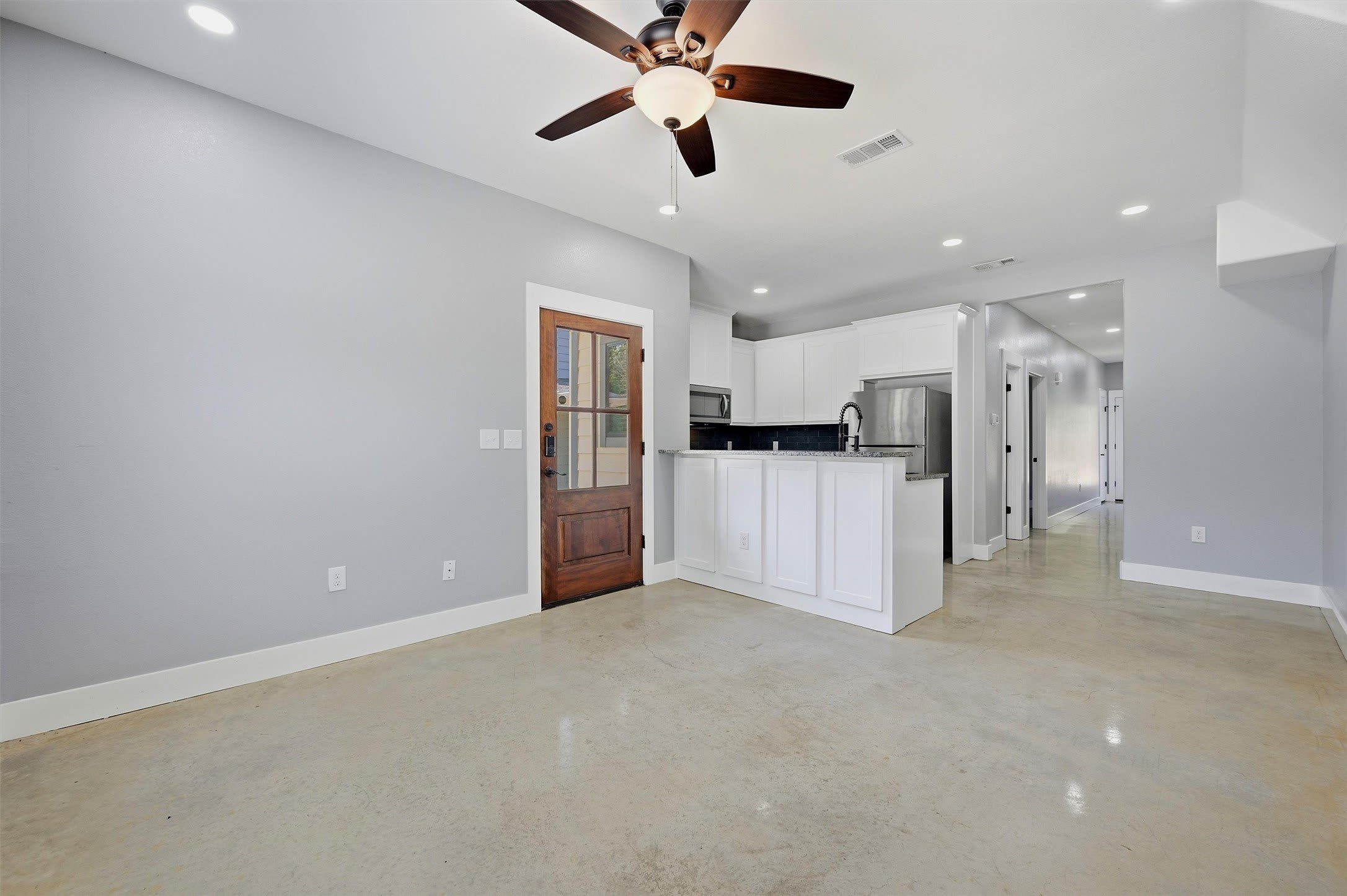 1315 S 5th Avenue – photo 5