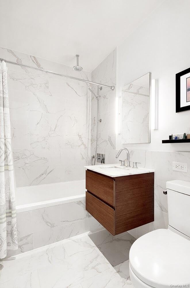 325 LEXINGTON Avenue – photo 2