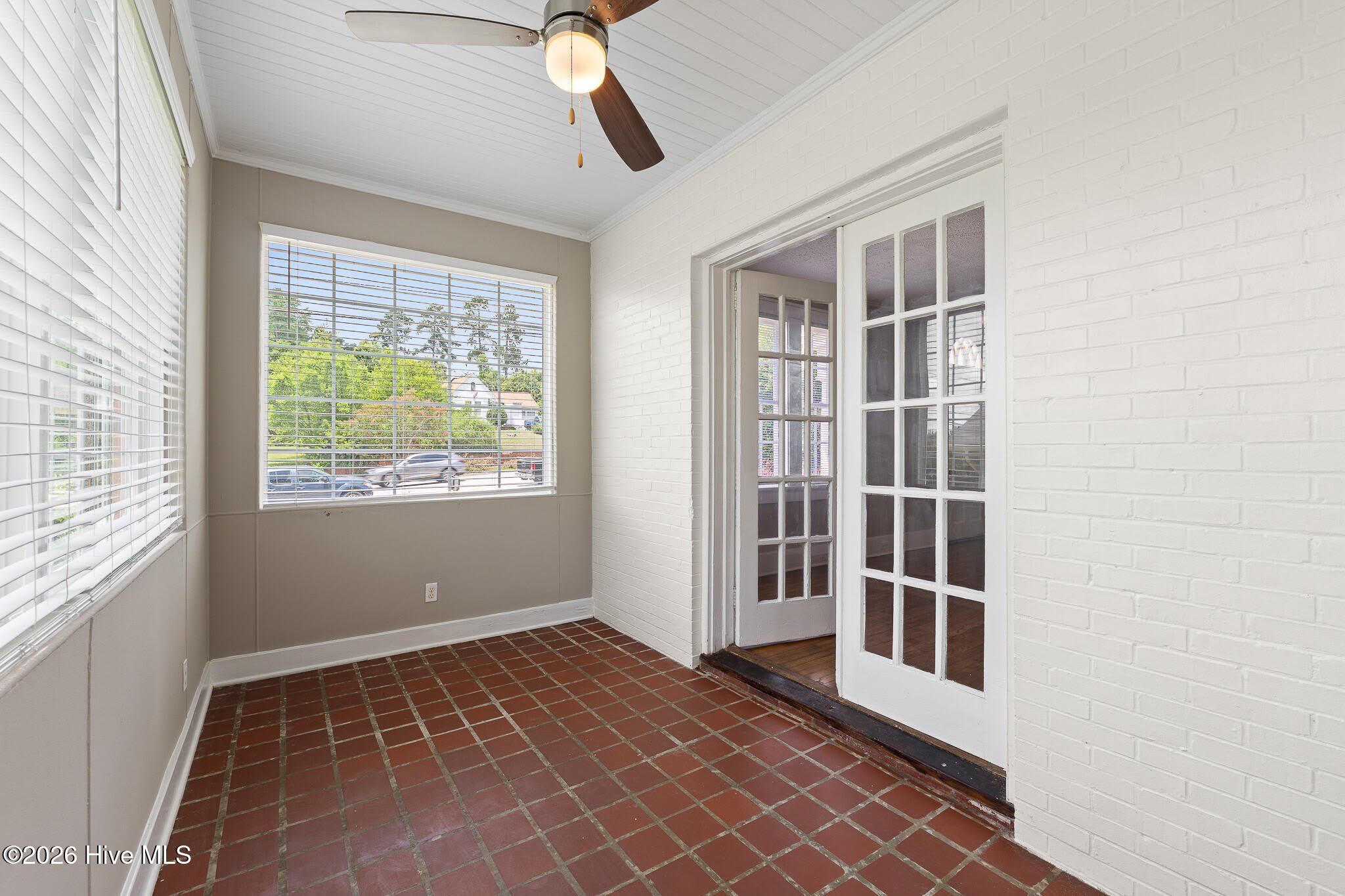 1013 Georgia Avenue – photo 5