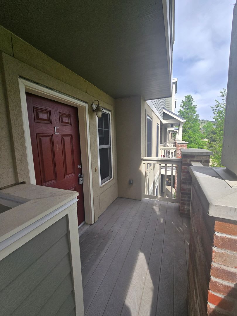 Covered parking✔ covered private deck✔ Dakota Ridge 2 Bedroom 2.5 Bath Condo – photo 1