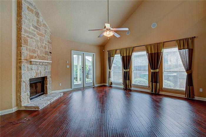 2409 Santa Clara Lane – photo 4