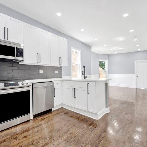 1821 N Kedvale – photo 3