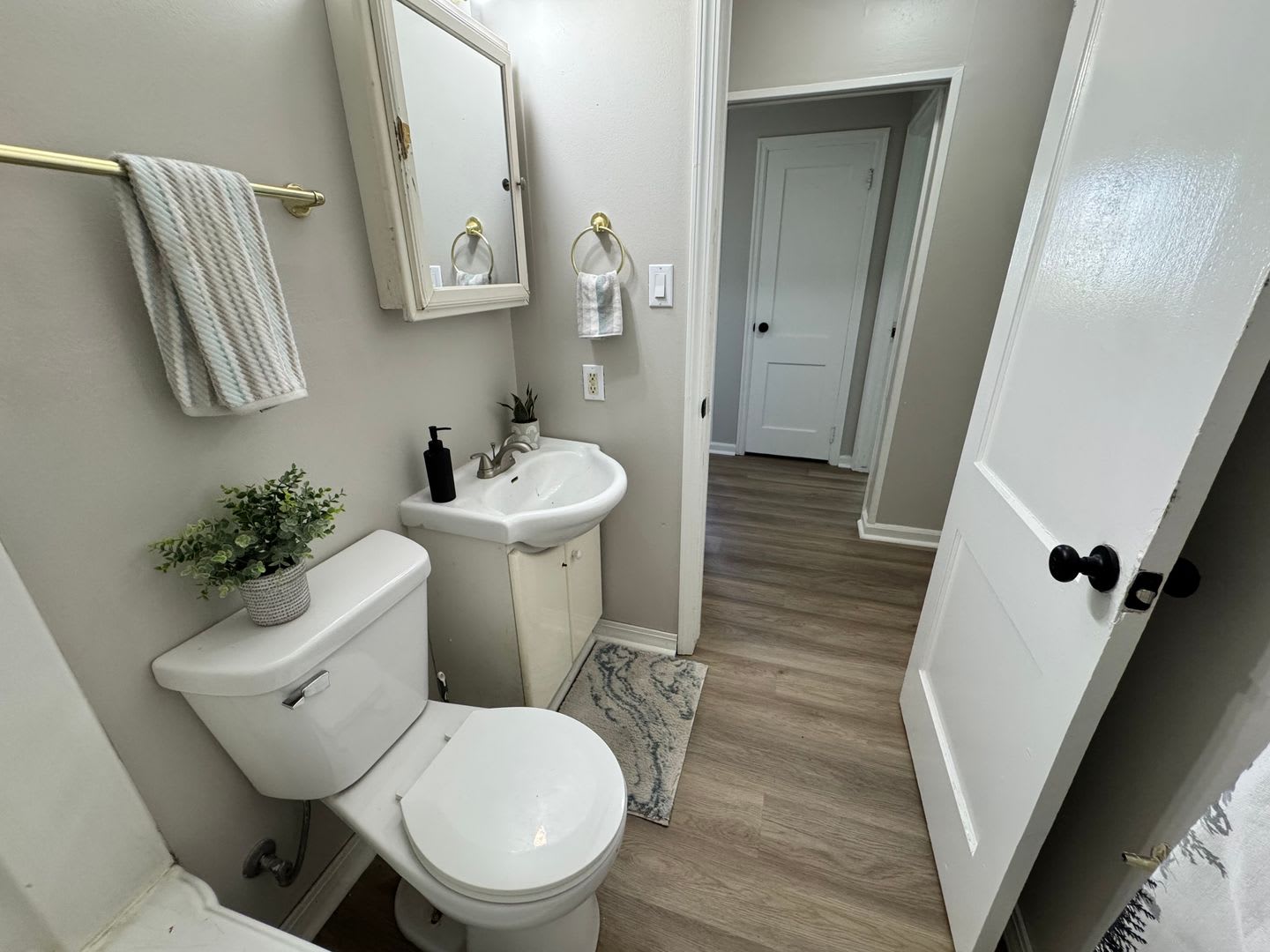 2 Bed 1 Bath Home For Rent In Waterloo – photo 3