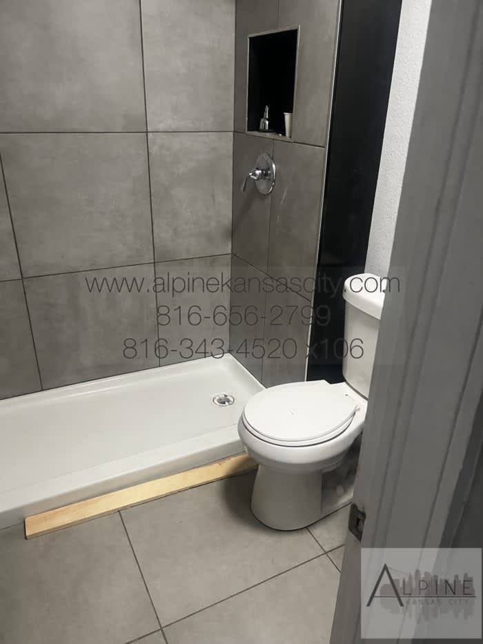 3710 Wabash Avenue – photo 5