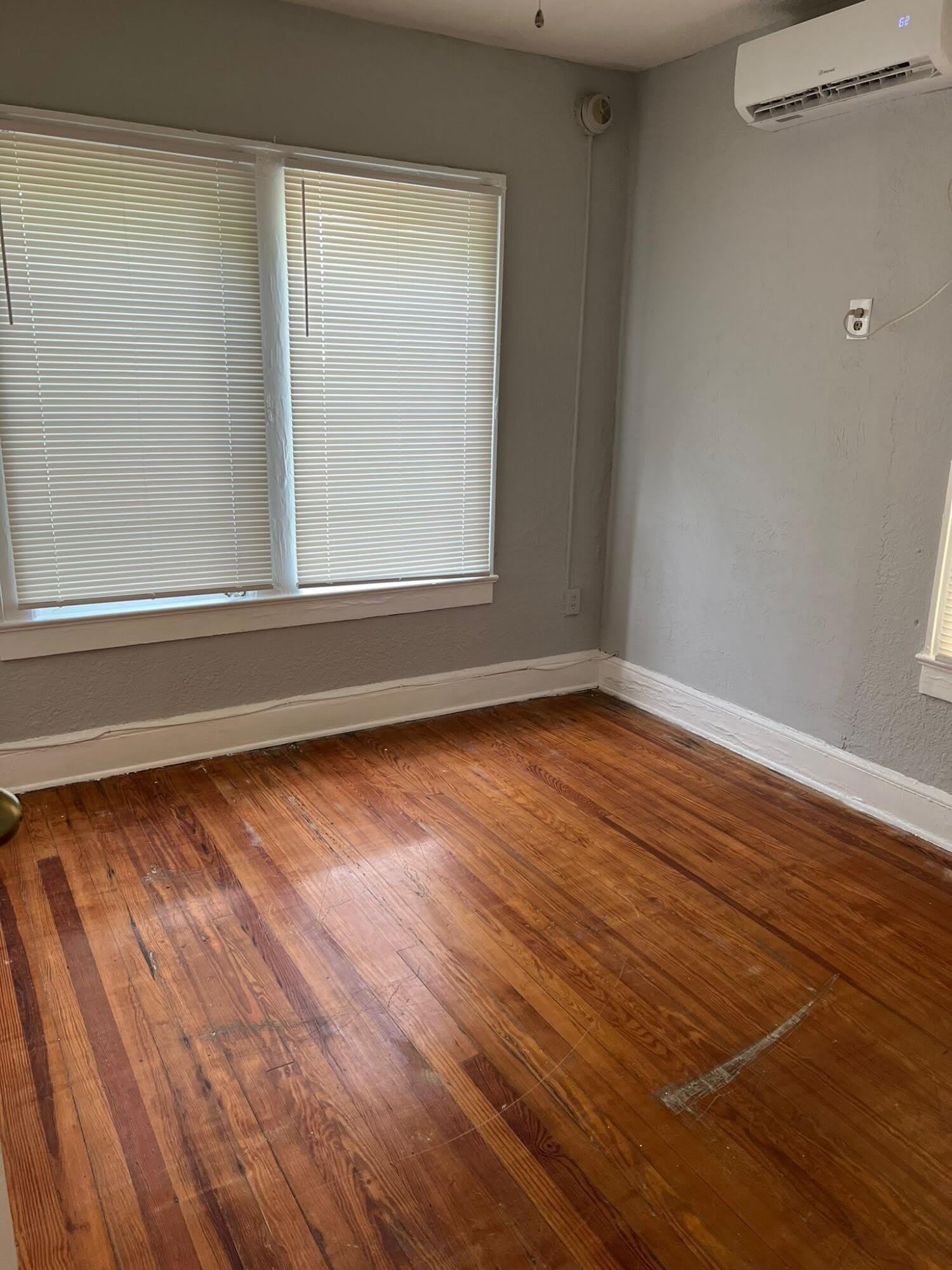 1852 Washington Street – photo 5