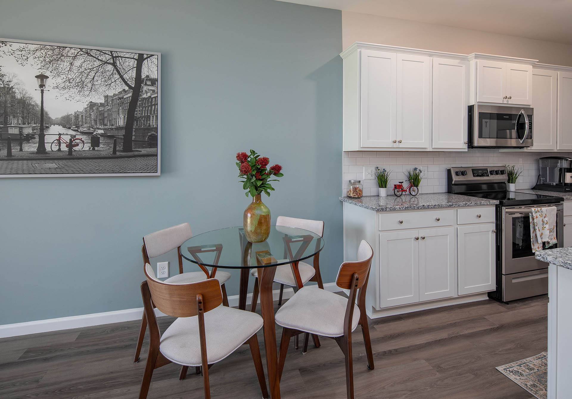 Crest At Arden Village Apartments – photo 4