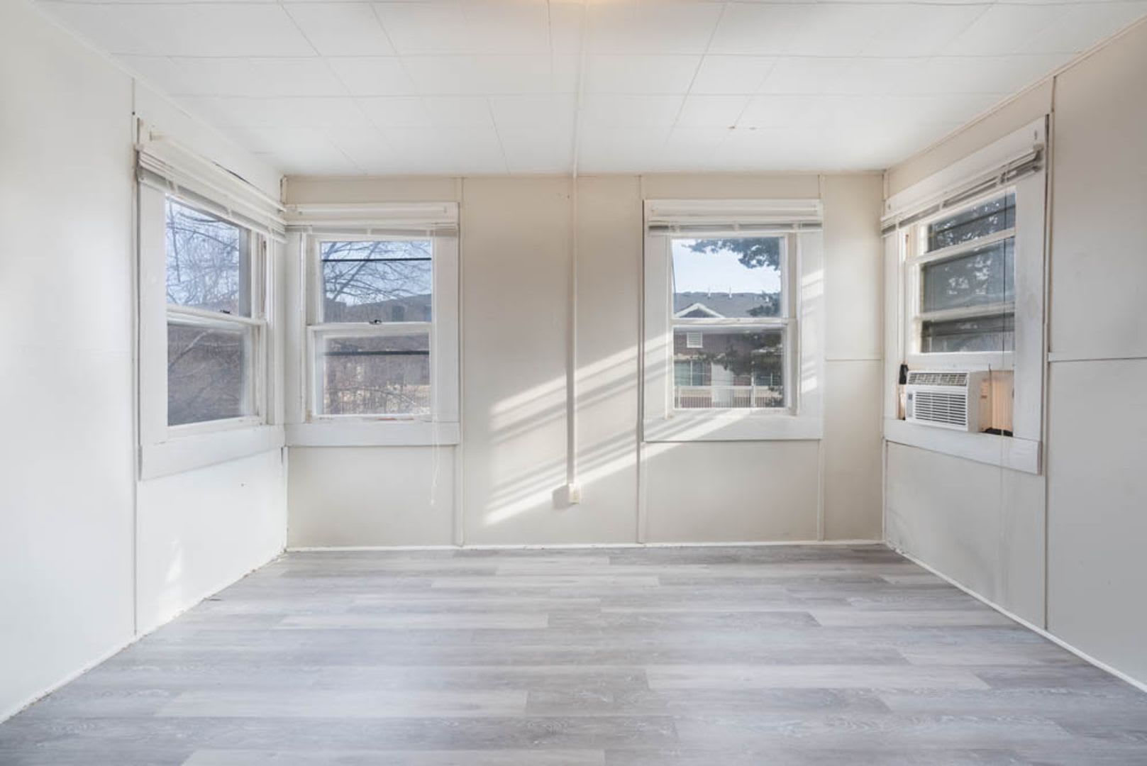 2610 College St – photo 4