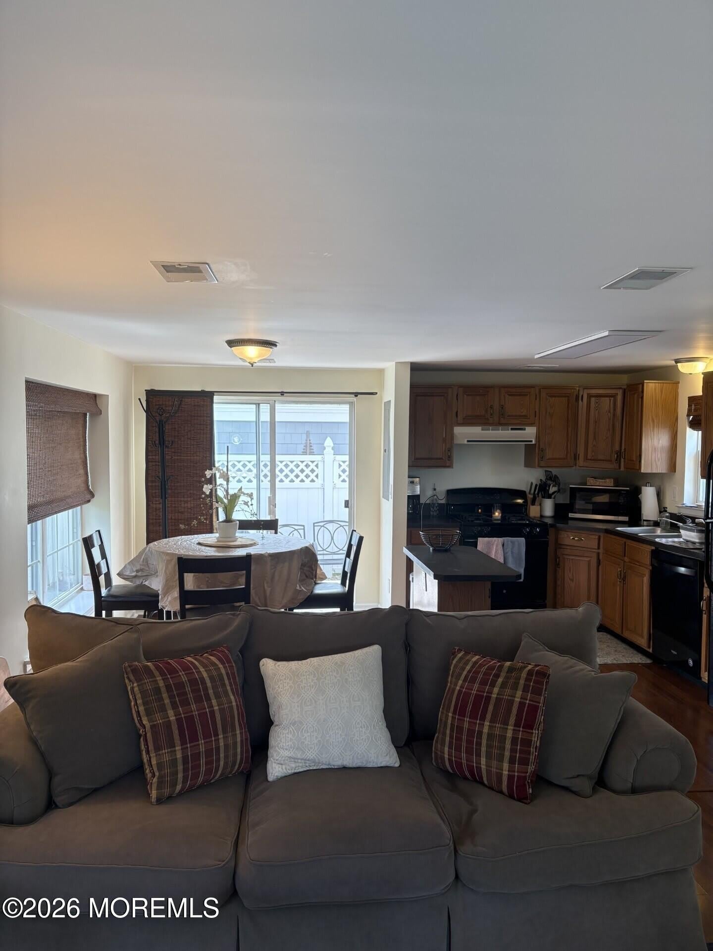 520 3rd Avenue – photo 4