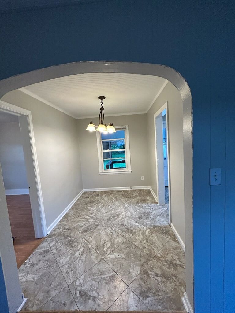745 Queen Avenue Northwest – photo 3
