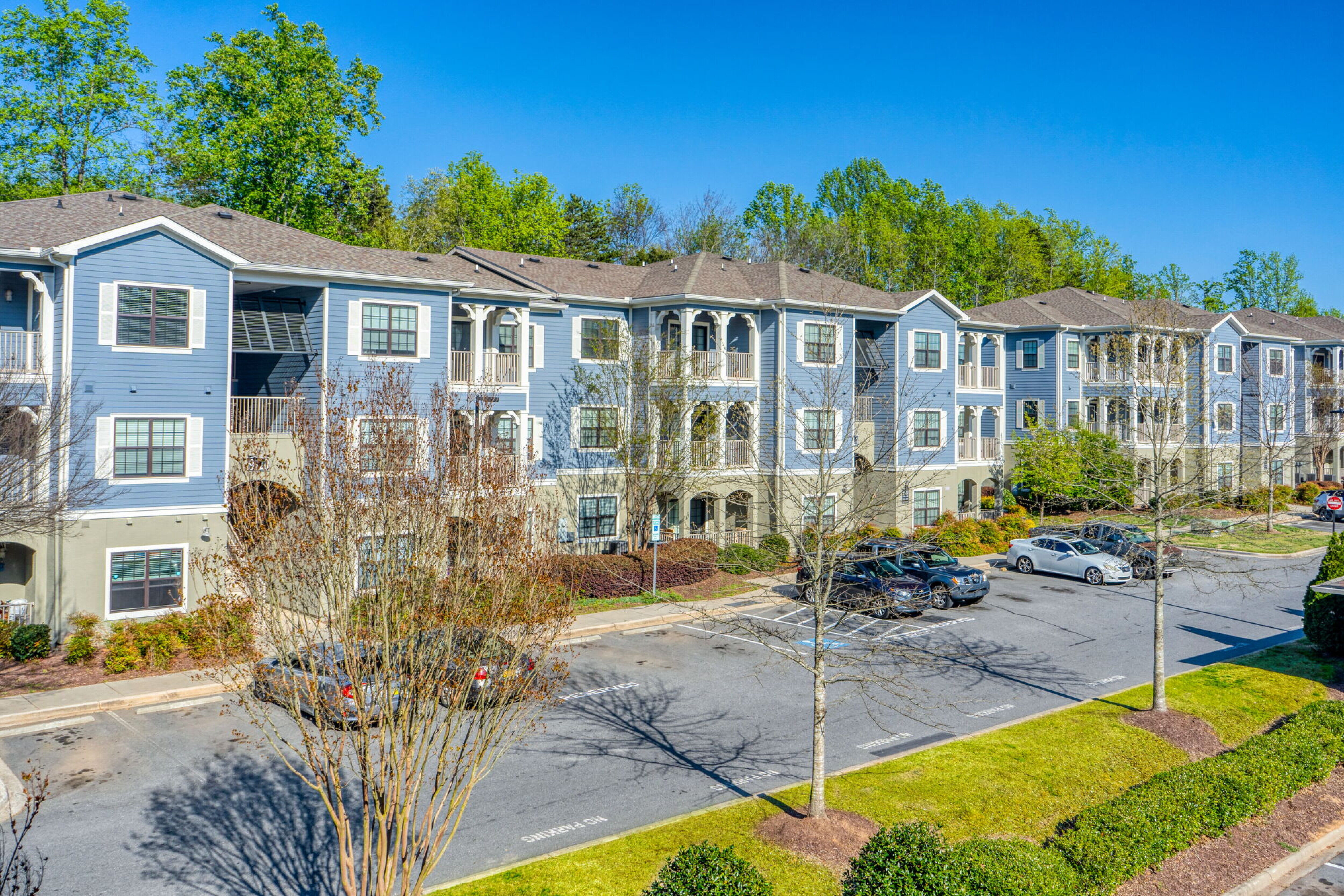 Belle Haven Apartment Homes – photo 4