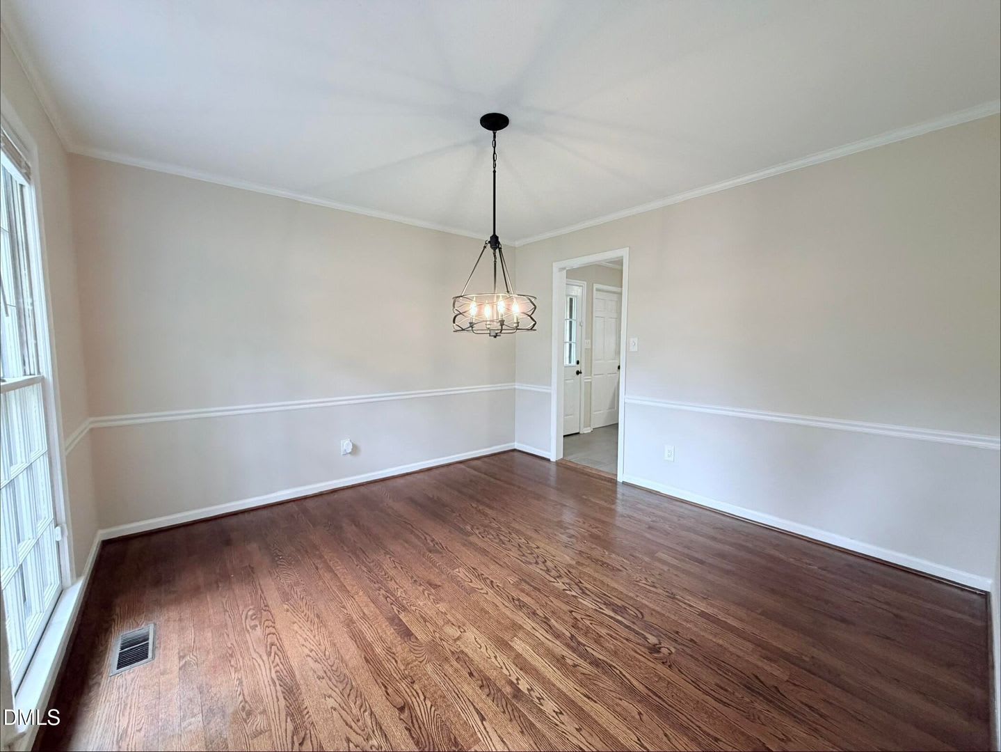 200 Coachman Drive – photo 2